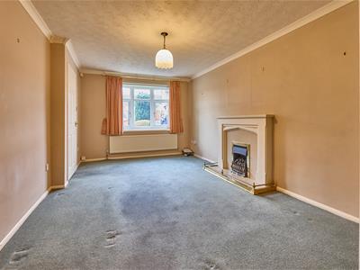 Lounge to Front